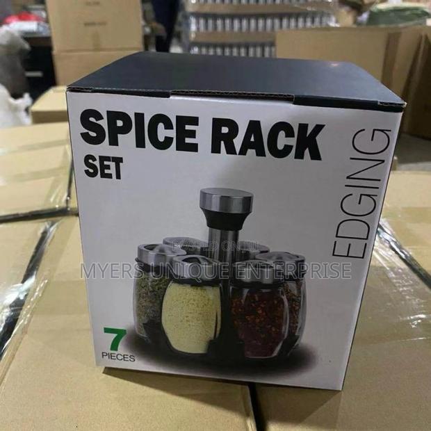 Rotating Spice Rack · Photo 1