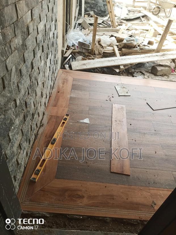 Joefel Tiles Workers Decor · Photo 1