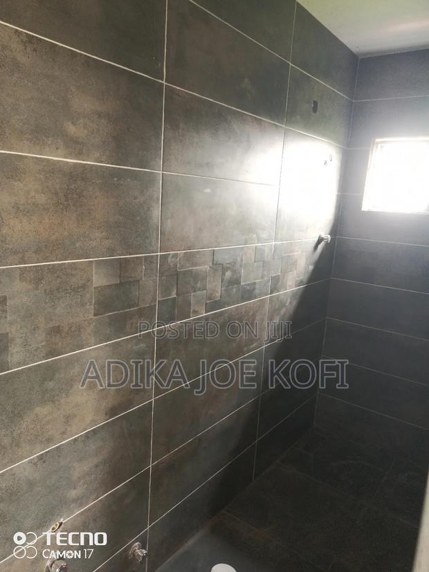 Joefel Tiles Workers Decor · Photo 3