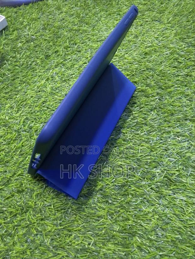 iPad Mini 5 Case Dark Blue Color · Photo 3