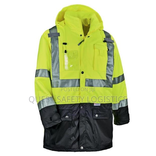 Reflective Cold Room Jacket · Photo 2