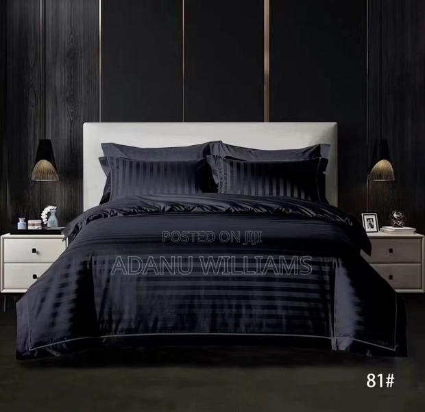 Luxury Premium Quality Plain Duvet Set 7pcs · Photo 1