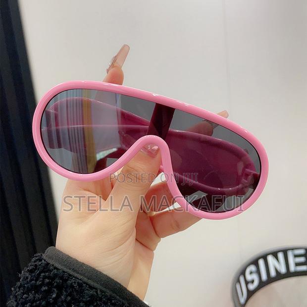 Exquisite Sunglasses For Children.. · Photo 1