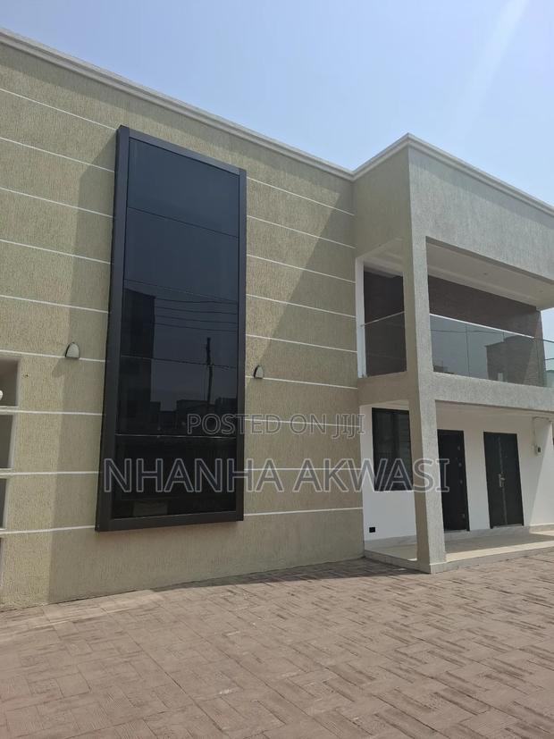2bdrm Apartment in Lashibi Mf, Tema Metropolitan for rent · Photo 1