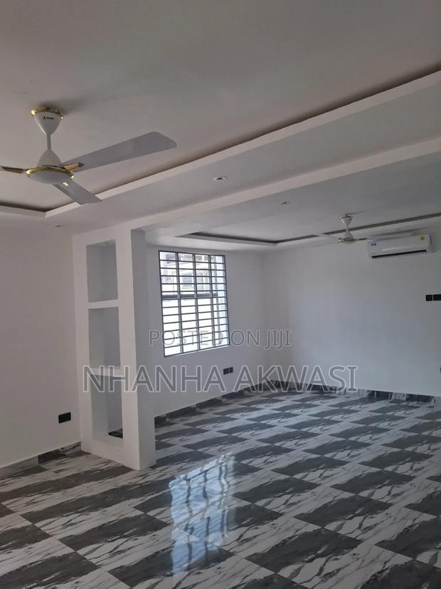 2bdrm Apartment in Lashibi Mf, Tema Metropolitan for rent · Photo 5