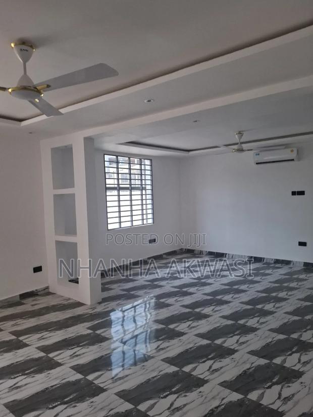 2bdrm Apartment in Lashibi Mf, Tema Metropolitan for rent · Photo 7