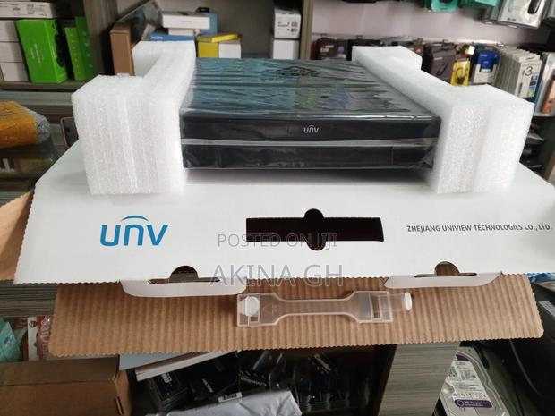 Uniview 4ch Poe NVR Unv ( Nvr301-04s3-P4) · Photo 3