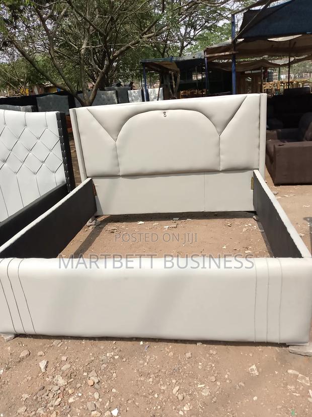 King Size Bed Quality · Photo 2