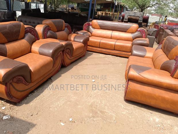 Set of Room Couch Furniture · Photo 2