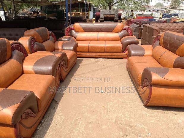 Set of Room Couch Furniture · Photo 3