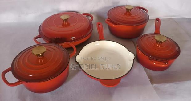 5pcs Cast Iron Set · Photo 1