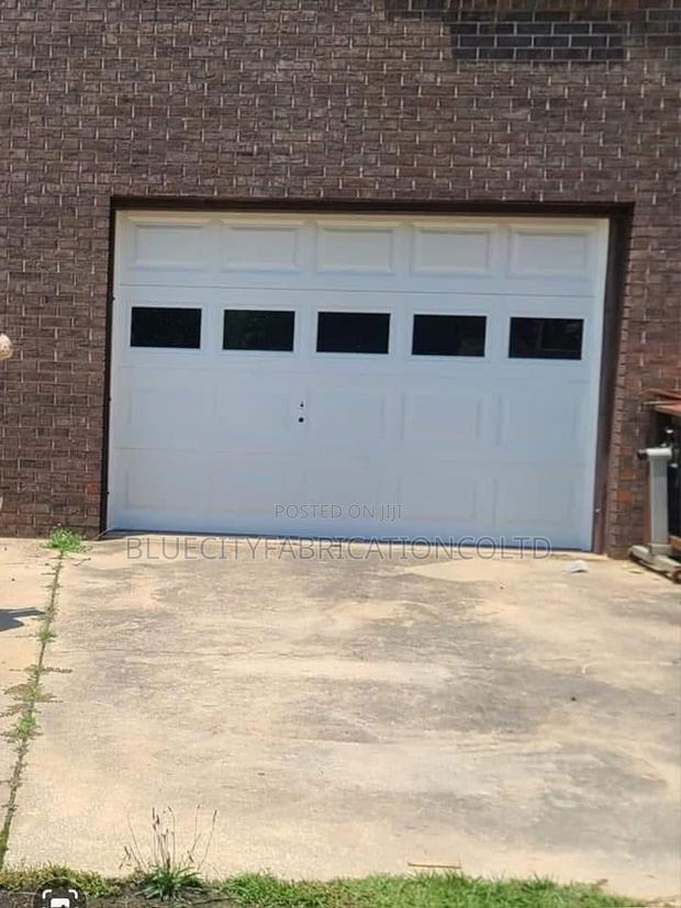 Automated Garage Door System · Photo 2