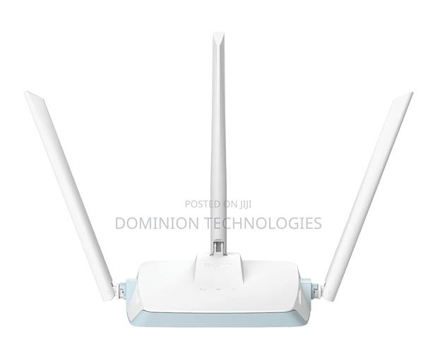 D-Link R04 N300 Eagle Pro Ai Advance Parental Control Router · Photo 1