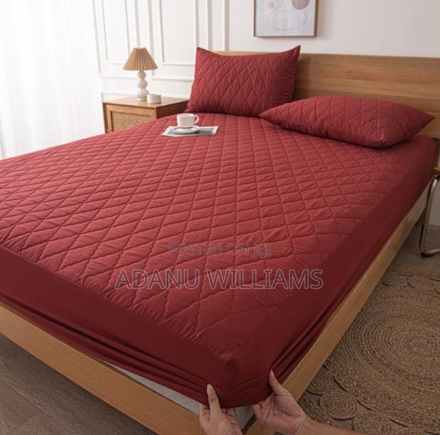 Waterproof Mattress Cover Protector(Available in Diff Colors · Photo 1