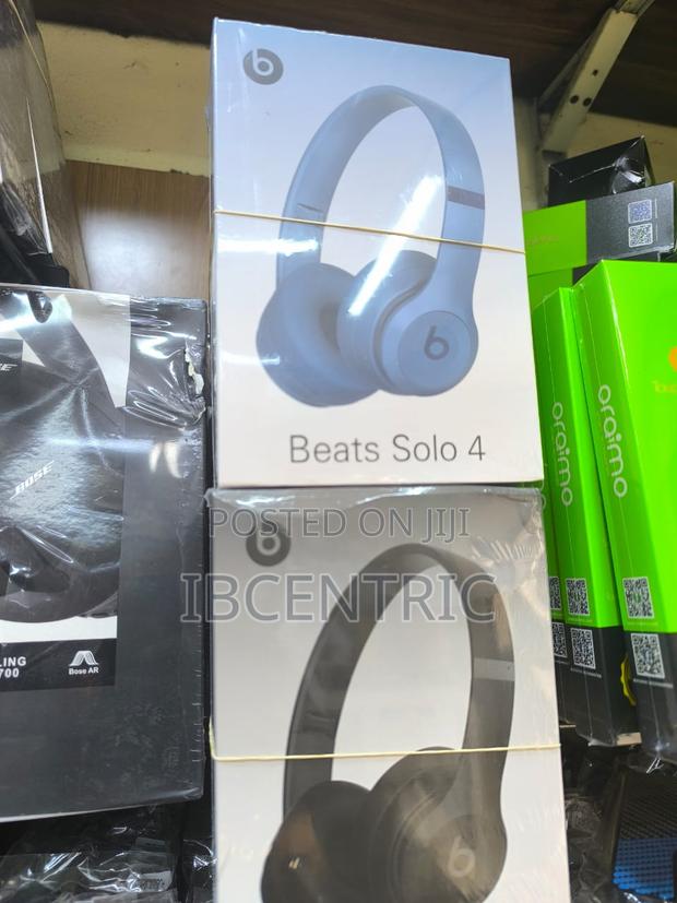 Beats Solo 4 · Photo 2