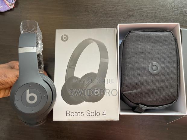Beats Solo Pro 4 Wireless Headphones + Pure Bass · Photo 1