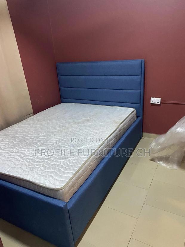 Design Bedframe With Mattress ( Double 54x75) · Photo 3
