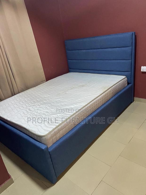 Design Bedframe With Mattress ( Double 54x75) · Photo 1