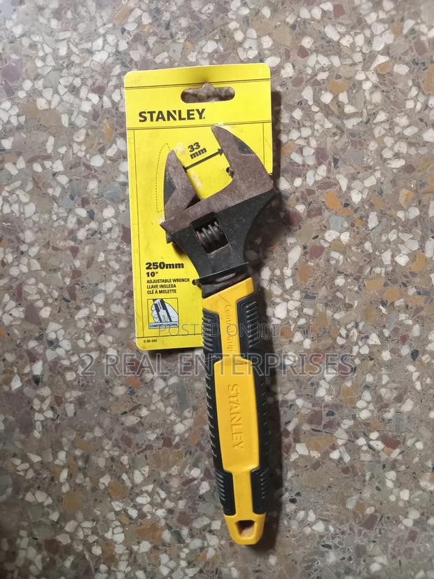 Stanley Adjustable Wrench 250mm · Photo 1