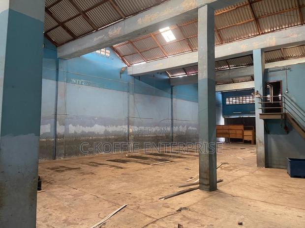 900 SQM WHRS Offices at Achimota for Rent · Photo 4