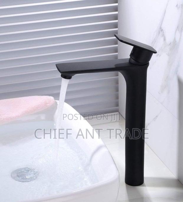 Tall Black Faucet. Hot Cold. HG950B · Photo 1