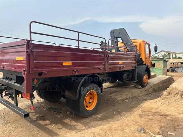 Self Loader Crane-Mercedes Benz Self Loader Crane Truck · Photo 6