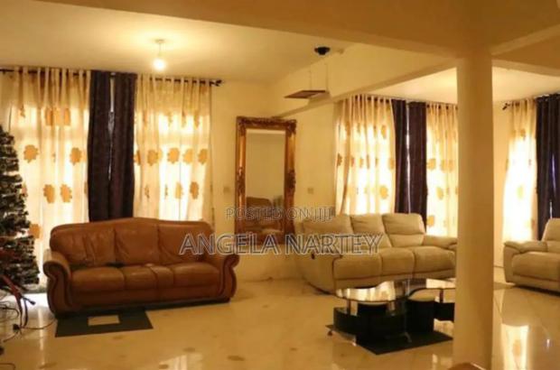 9bdrm House in Nungua Adogonor, Accra Metropolitan for sale · Photo 4