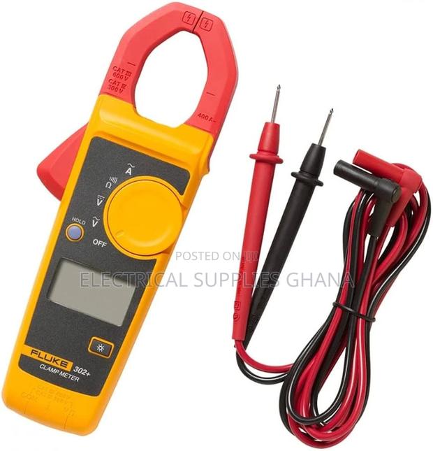 Fluke 302+ Cat Iii Digital Clamp Meter · Photo 1
