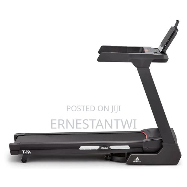 Adidas T-19i Treadmill From UK · Photo 2