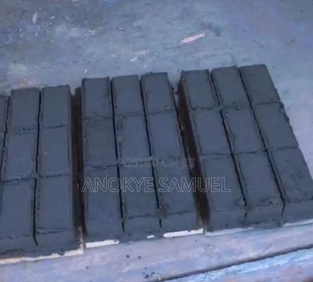 Pavement Brick Machine · Photo 2