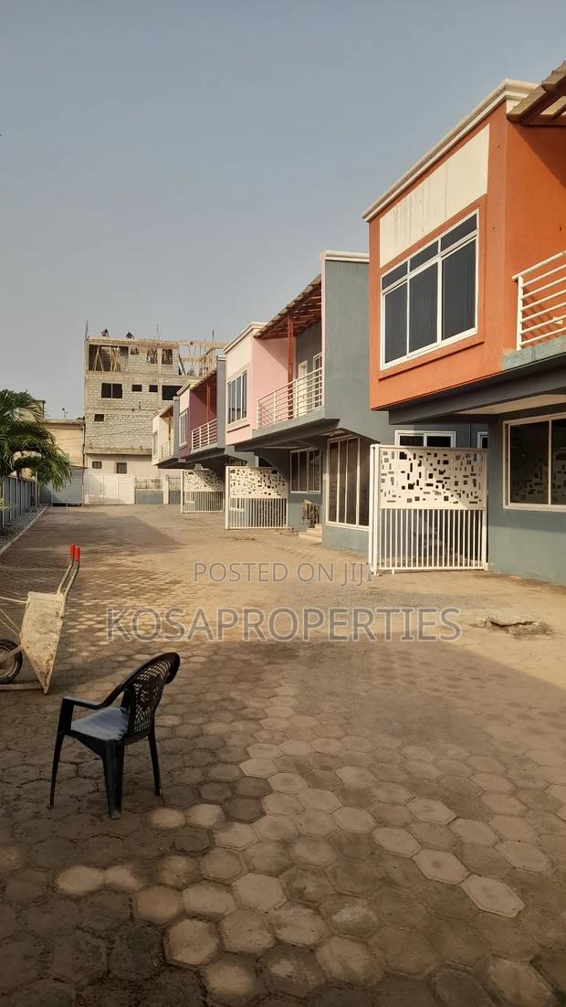 4bdrm House in Oyarifa High Tension for sale · Photo 4