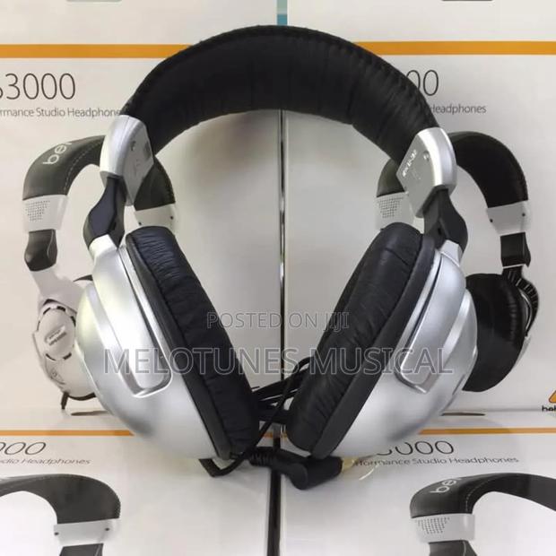 Behringer Hps3000 High-Performance Studio Headphones · Photo 2