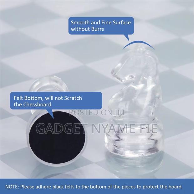 Small Glass Chess Board (6 Inches) · Photo 3