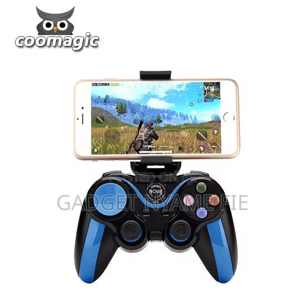 V13 Wireless Rechargeable Gamepad + Mobile Phone Holder · Photo 1