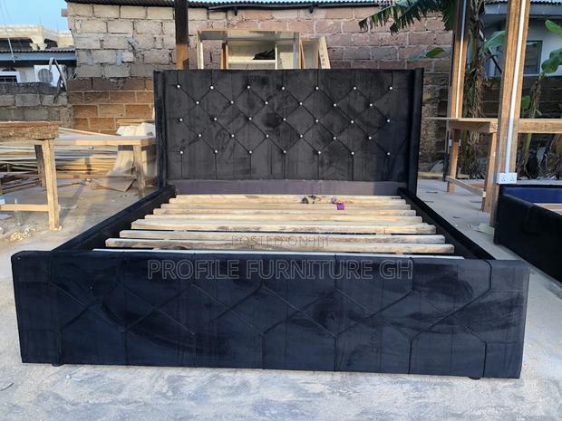 Local Queen Size ( 72x75) Bedframe/Free Delivery · Photo 1
