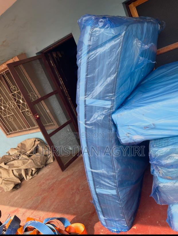 Mattress / Foam · Photo 2