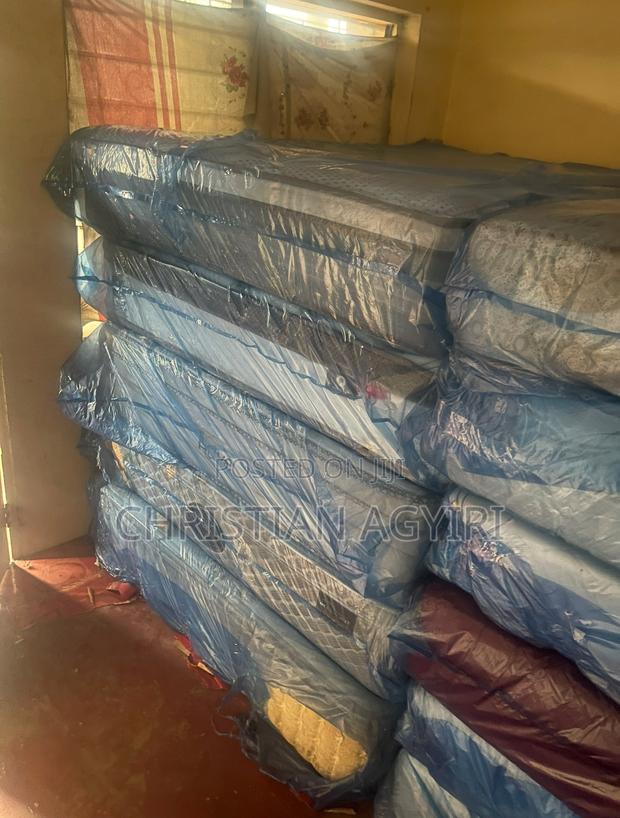 Mattress / Foam · Photo 8