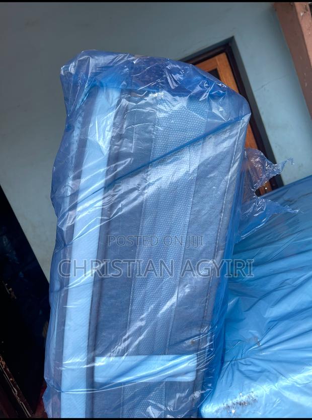 Mattress / Foam · Photo 5