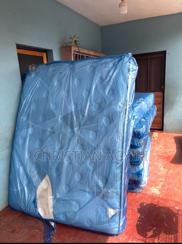 Mattress / Foam · Photo 4