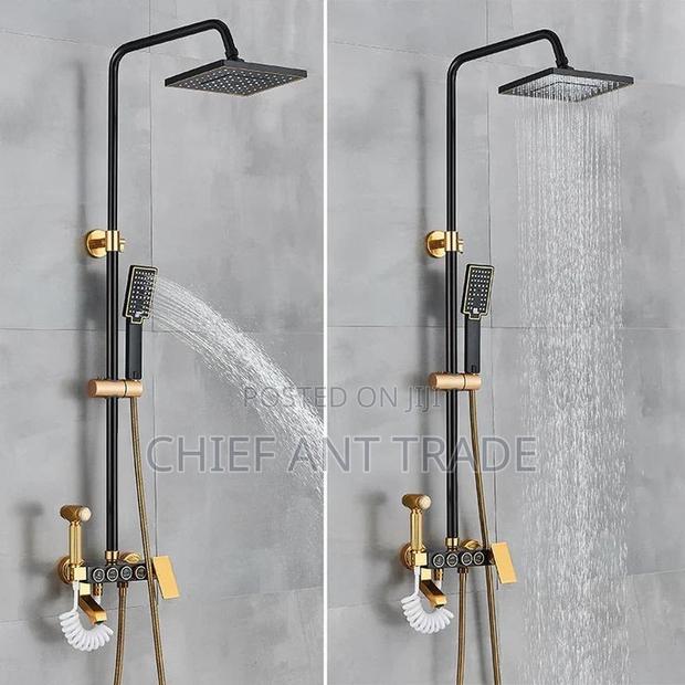 4 Flow Hot Cold Shower. Black Gold. 537 · Photo 1