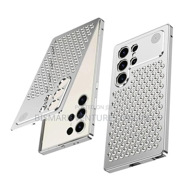 Samsung Galaxy S24/S25 Ultra Aluminum Metal Phone Case · Photo 3