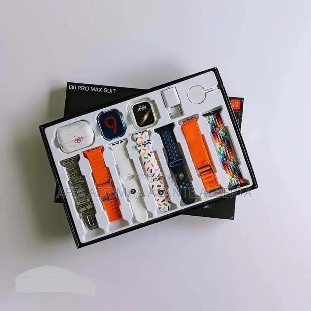 I30 Pro Max Suit Smartwatch · Photo 3