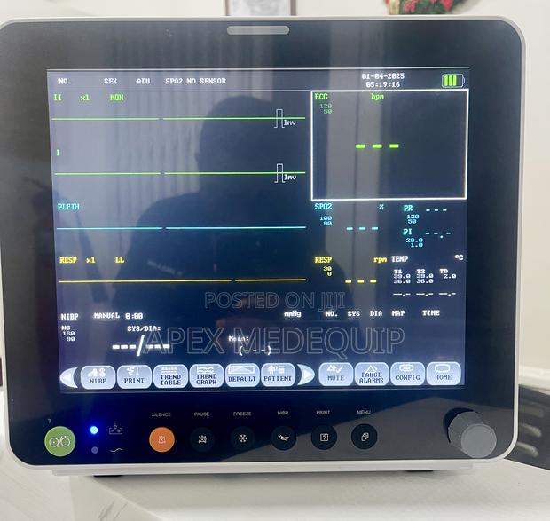 Cardiotech Patient Monitor Multi- Parameter · Photo 2