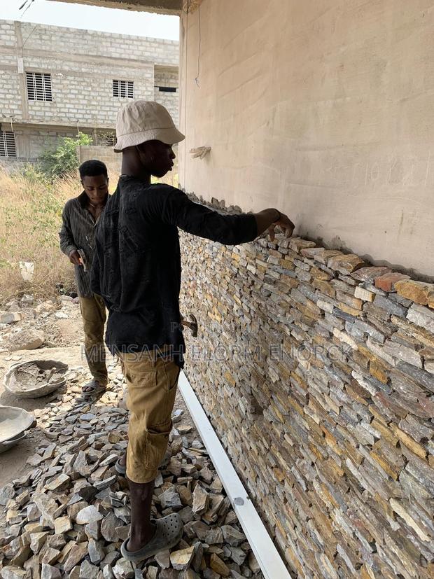 We Are a Good Team Stone Workers , Call Us for Good Service · Photo 4