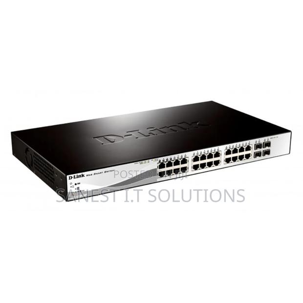 D-Link DGS 1024D 24 Port Gigabit Switch · Photo 1