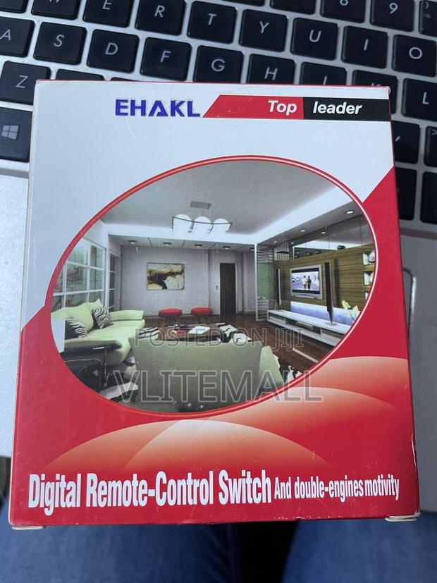 Digital Remote Control Switch · Photo 1