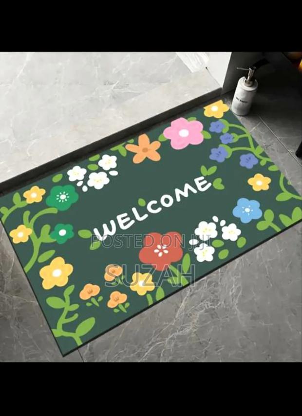 Elegant Bath and Door Mat · Photo 1