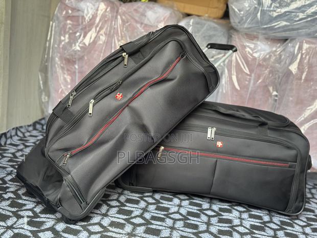 Trolling Duffel Traveling Bags Two in One at Plbagsgh · Photo 2