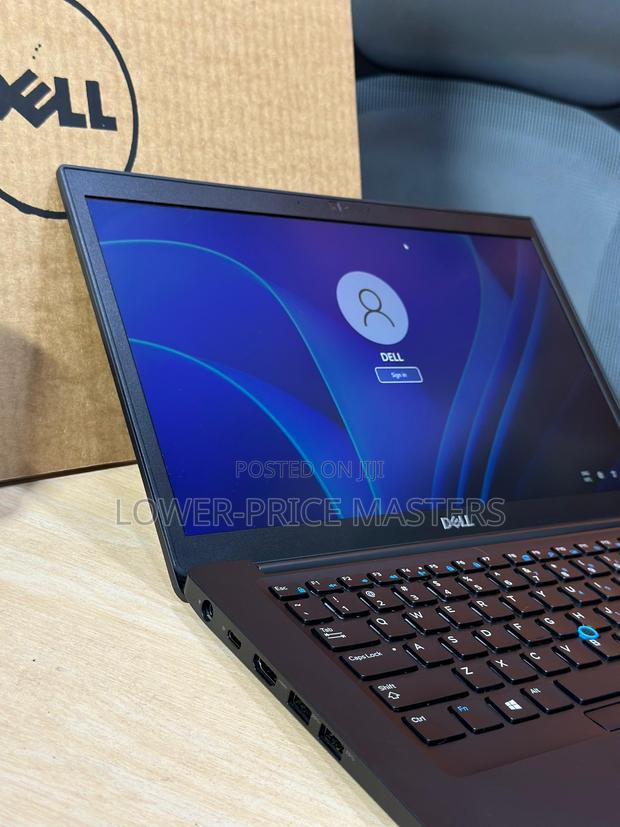 New Laptop Dell Latitude 7490 8GB Intel Core I5 SSD 256GB · Photo 4