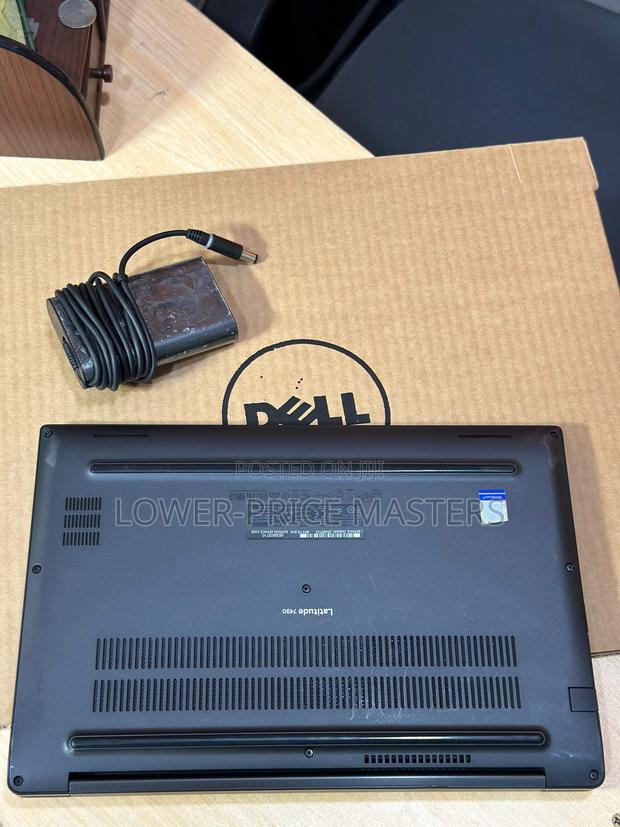 New Laptop Dell Latitude 7490 8GB Intel Core I5 SSD 256GB · Photo 5